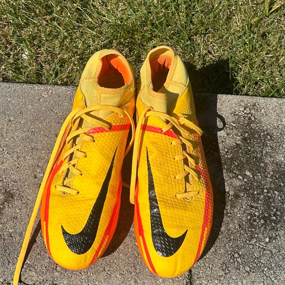NIKE PHANTOM cleats GT2 ACADEMY FLYEASE FG/MG - Orange/Black - Picture 1 of 5